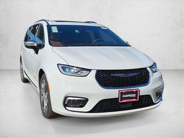 New 2026 Chrysler Pacifica Pinnacle image 7