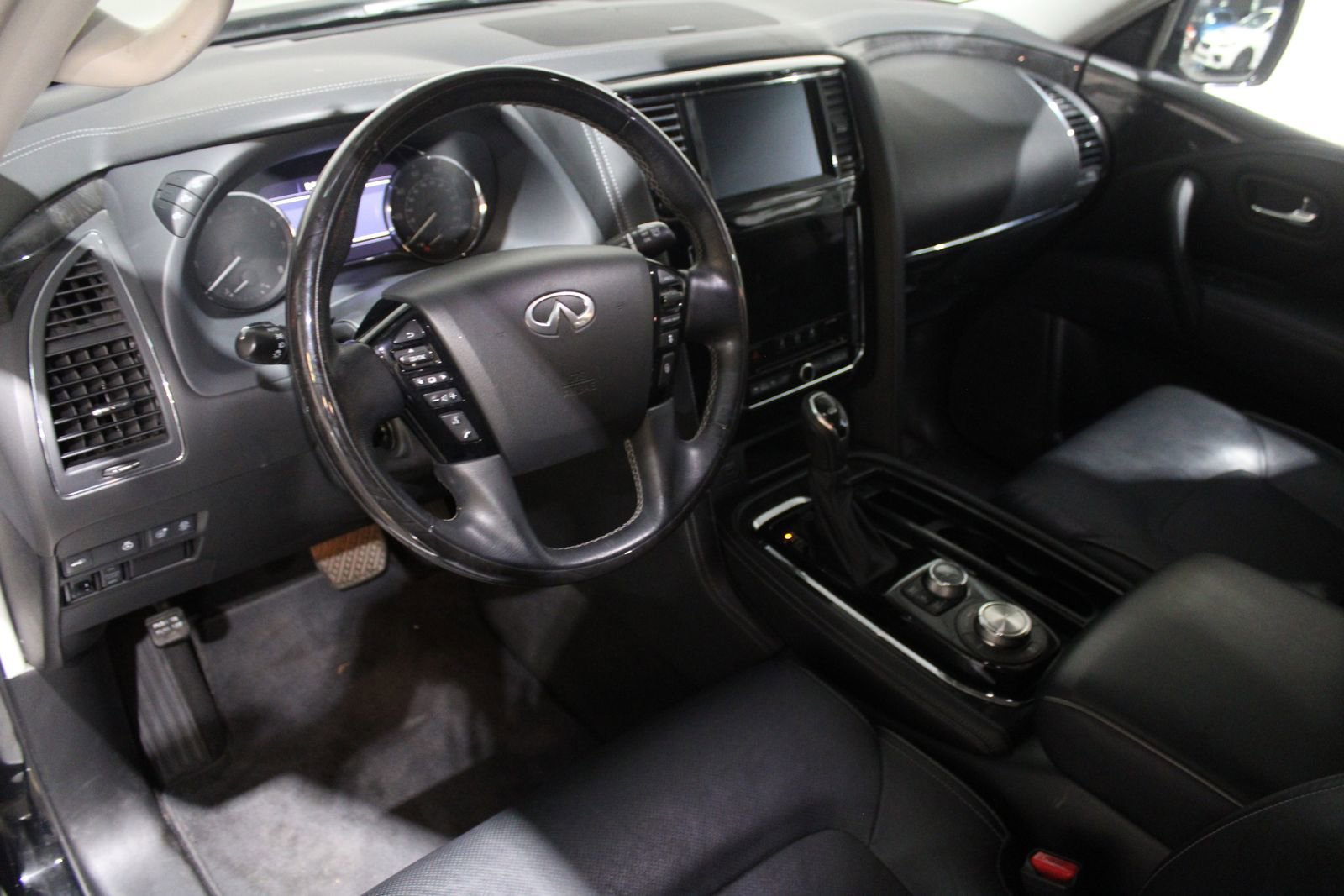 Used 2020 INFINITI QX80 Luxe w/ Proassist Package image 29