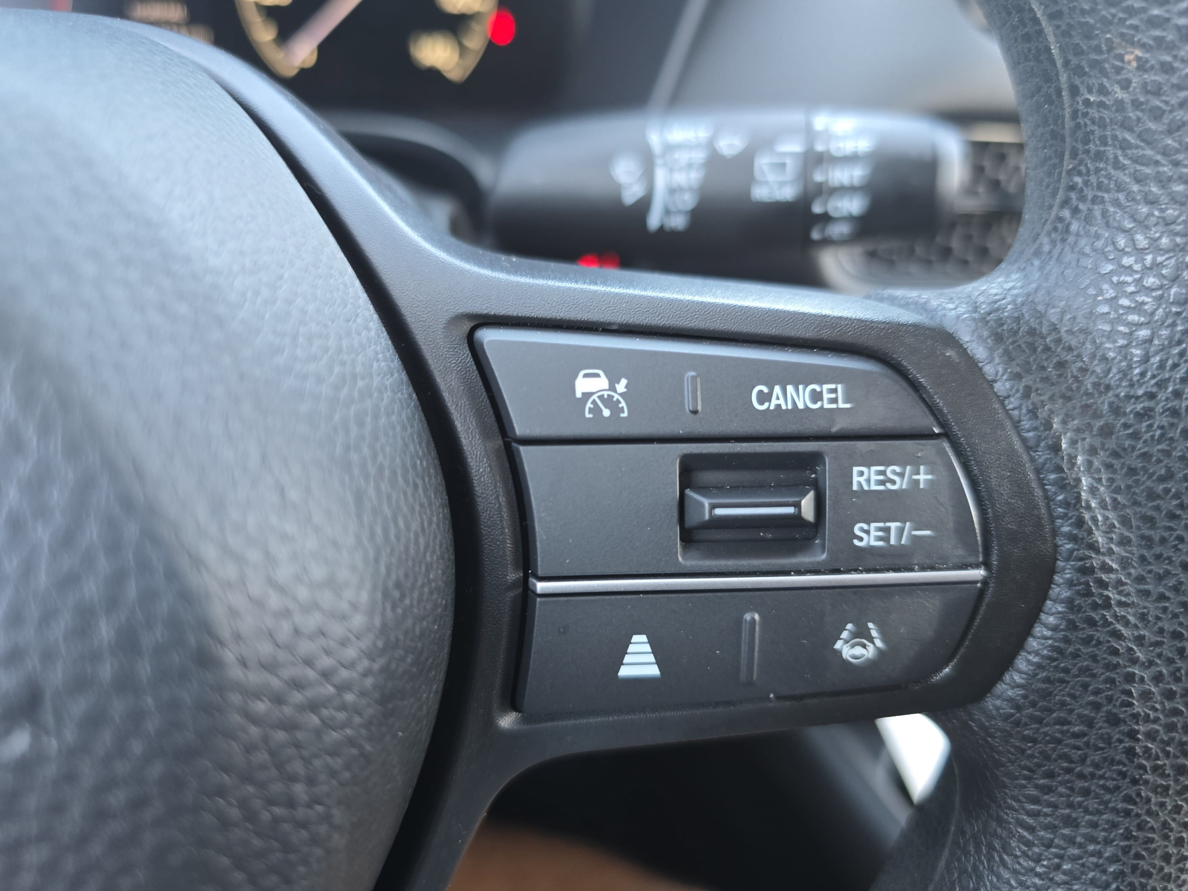 Certified 2024 Honda HR-V LX image 17