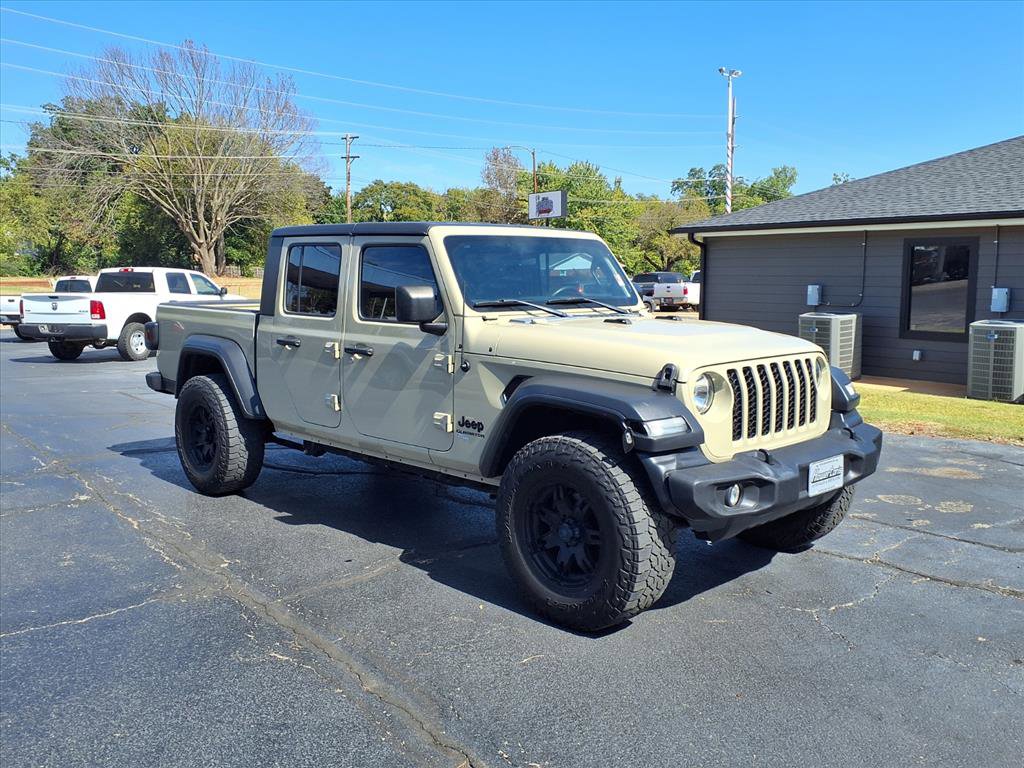 Used 2020 Jeep Gladiator Sport image 1