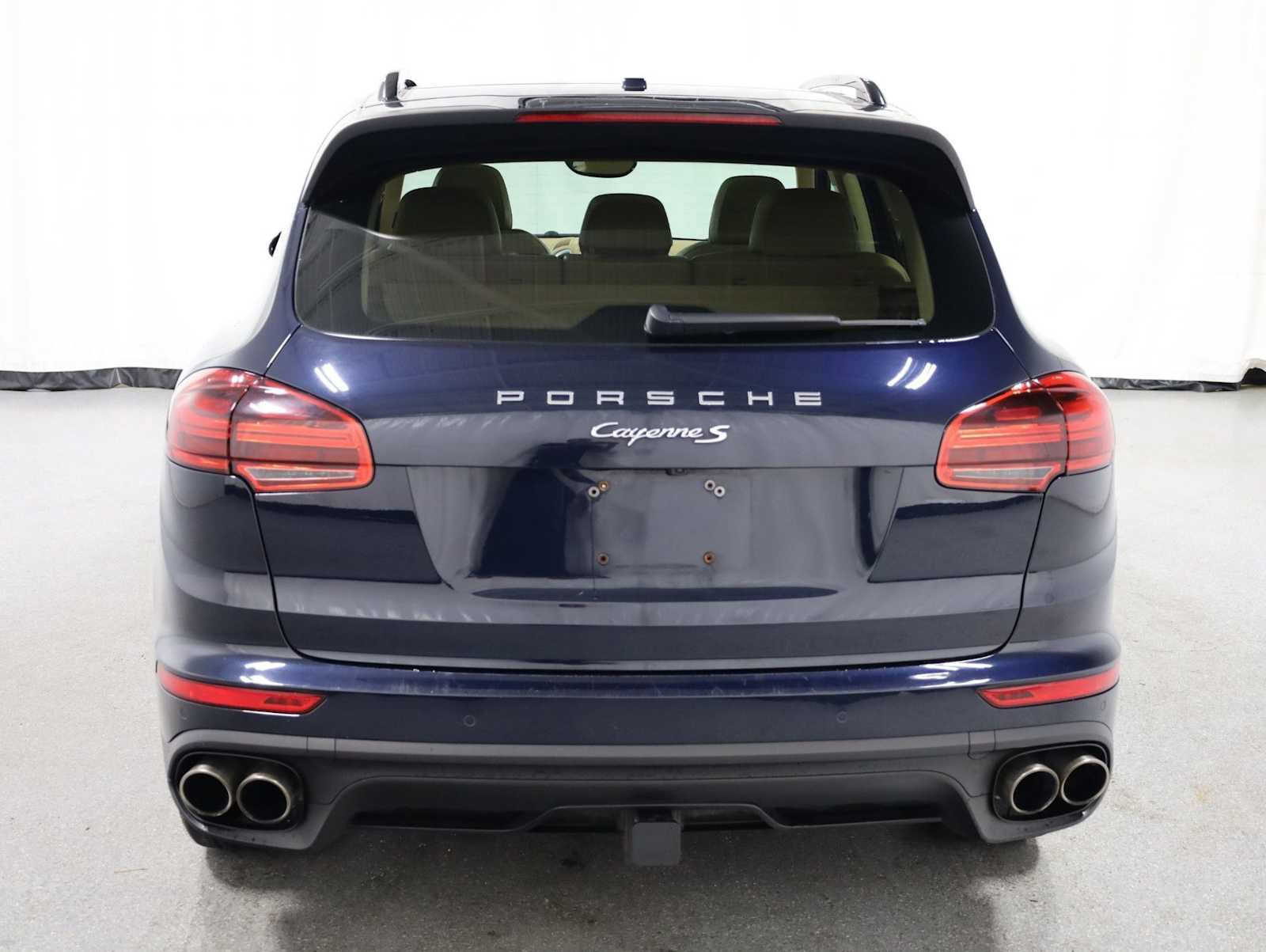 Used 2015 Porsche Cayenne S AWD/4WD image 7