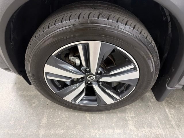 Used 2021 Nissan Rogue SL w/ Premium Package AWD/4WD image 31