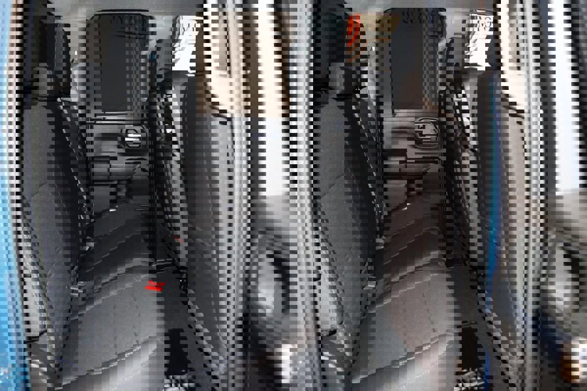 Used 2026 Chevrolet Silverado 2500 Custom w/ Custom Value Package image 63