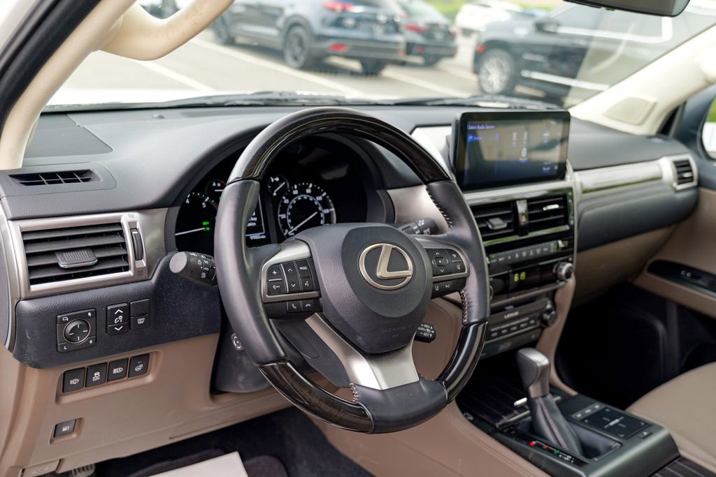 Used 2023 Lexus GX 460 Premium w/ Premium Plus Package AWD/4WD image 21