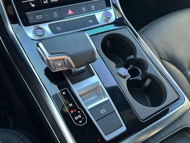 Used 2023 Audi Q8 Premium w/ Convenience Package AWD/4WD image 32