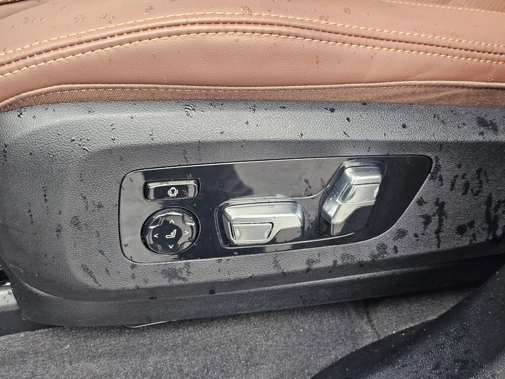 Used 2026 BMW X7 xDrive40i image 34