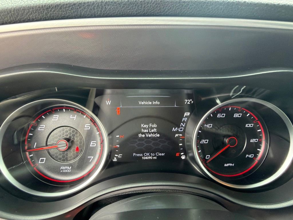 Used 2019 Dodge Charger SXT RWD image 18