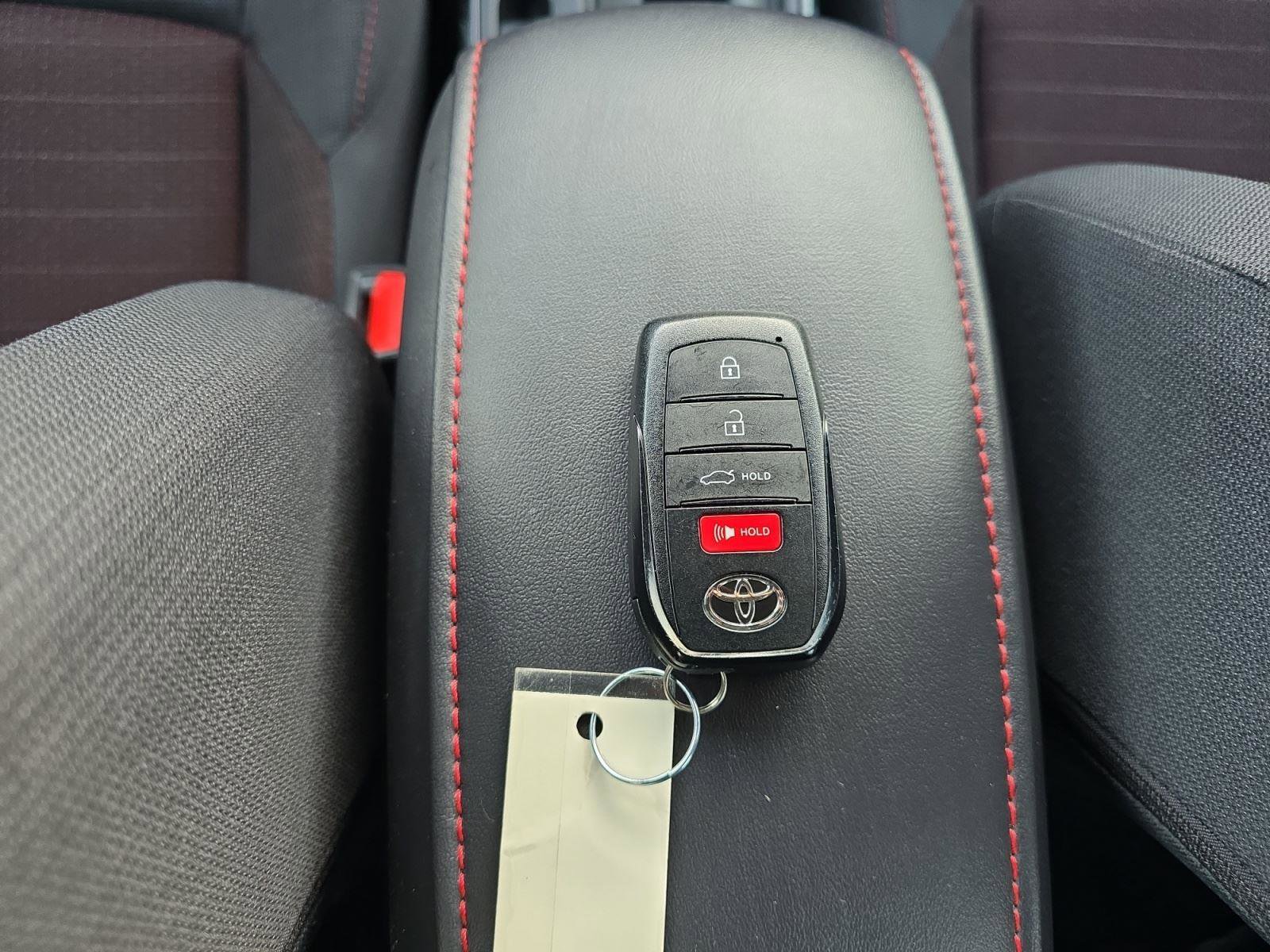 Used 2023 Toyota Corolla SE w/ Carpet Mat Package (TMS) image 12