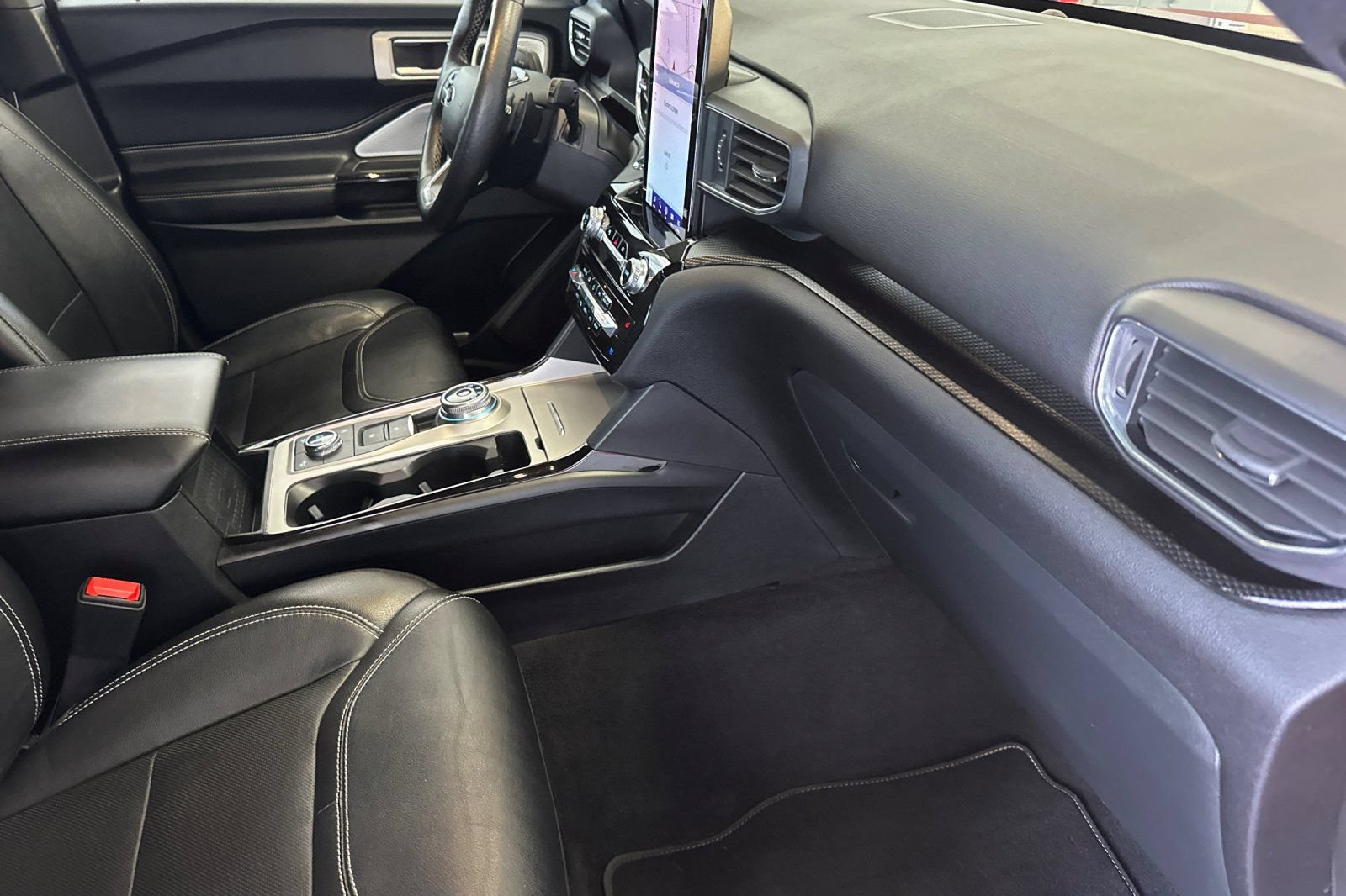 Certified 2023 Ford Explorer ST w/ Equipment Group 401A AWD/4WD image 20