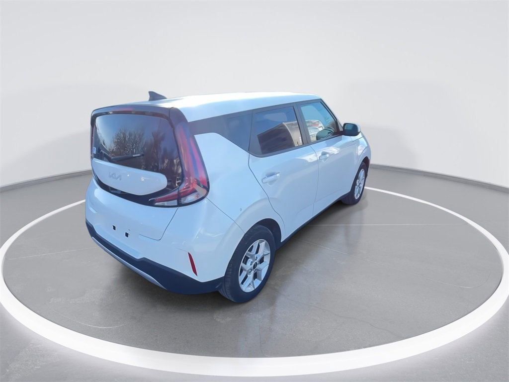 Used 2024 Kia Soul LX w/ Option Group 015 image 8