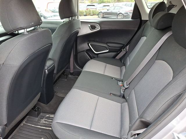 Certified 2022 Kia Soul LX w/ Technology Package image 12