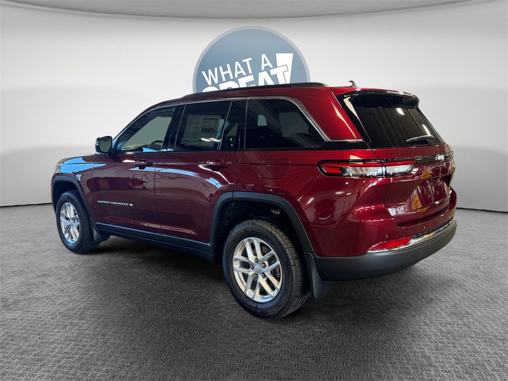 New 2025 Jeep Grand Cherokee 4WD image 6