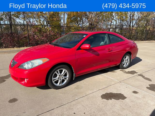 Used 2004 Toyota Solara SLE image 1