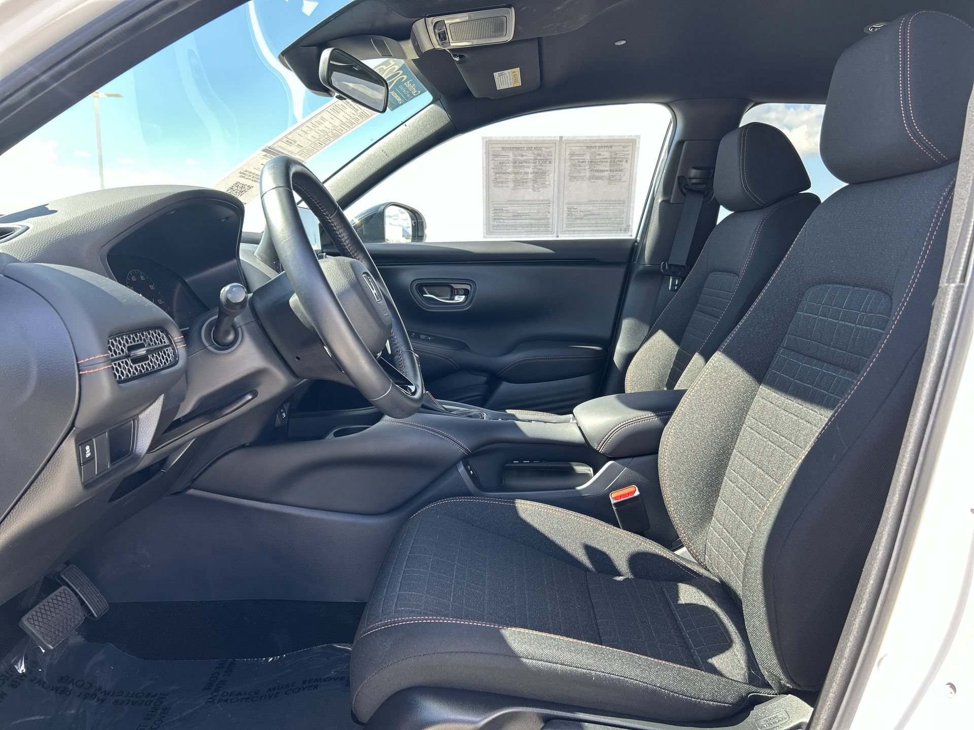 Certified 2025 Honda HR-V Sport image 13