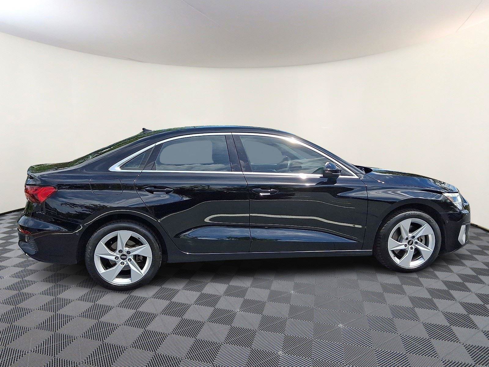 Used 2023 Audi A3 2.0T Premium Plus w/ Premium Plus Package AWD/4WD image 7