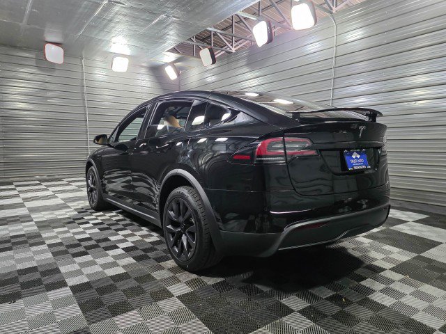 Used 2023 Tesla Model X Plaid image 7