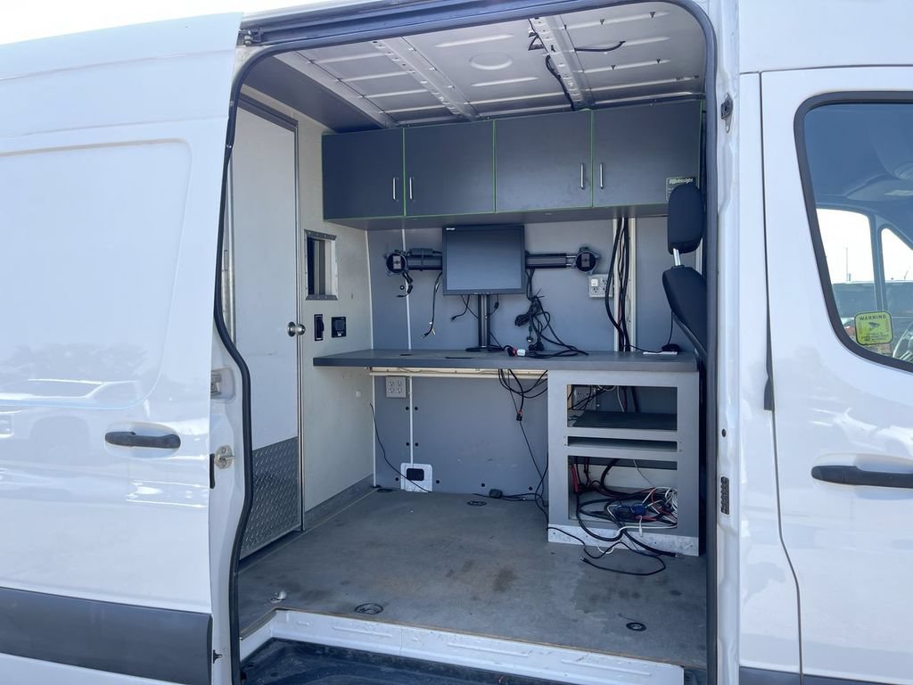 Used 2020 Mercedes-Benz Sprinter 3500 w/ Driver Convenience Package image 20