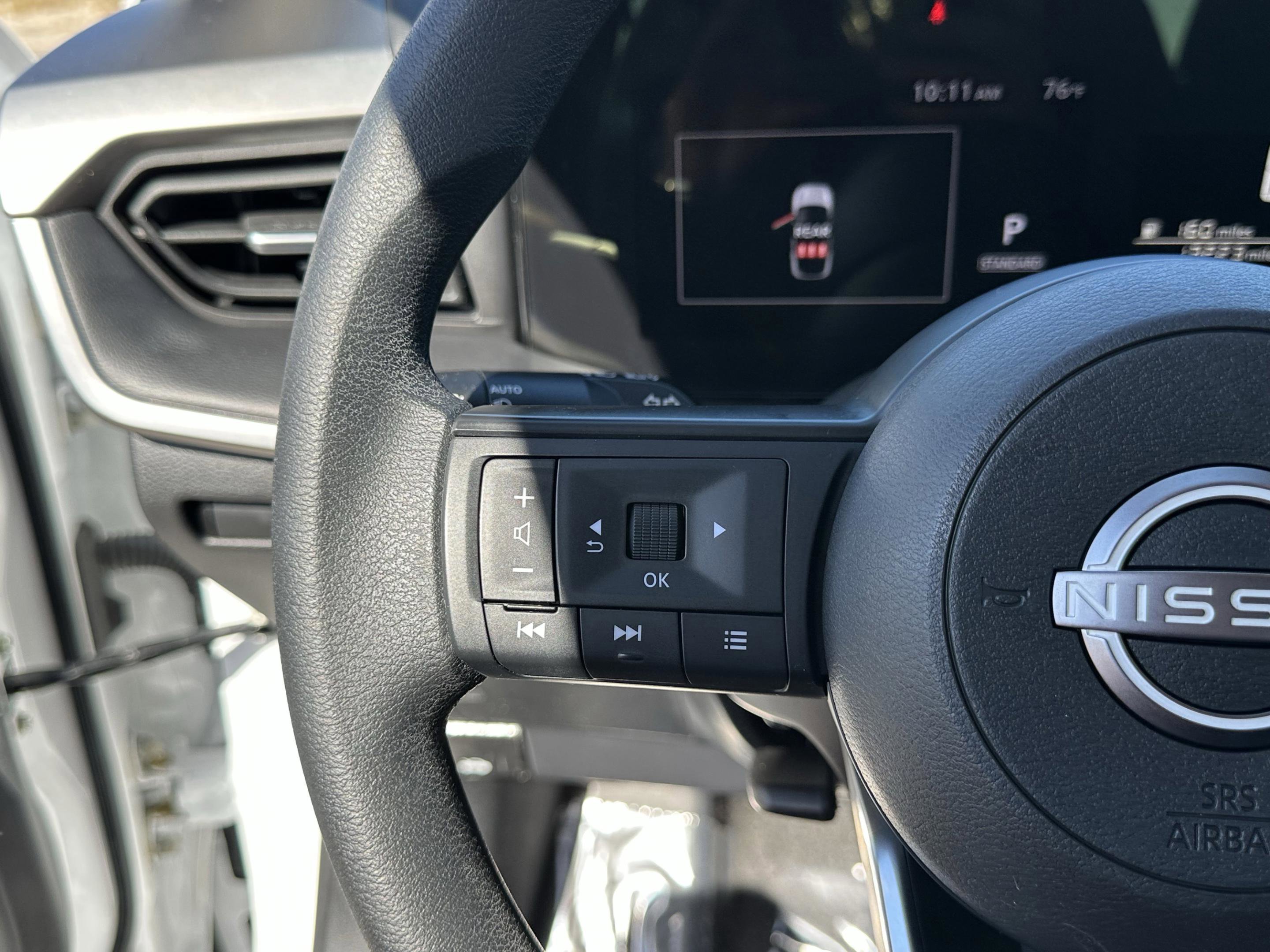 Certified 2025 Nissan Kicks S FWD image 29