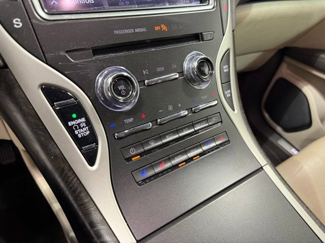 Used 2020 Lincoln Nautilus Reserve image 23