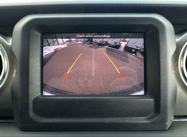 Used 2018 Jeep Wrangler Unlimited Sahara image 21