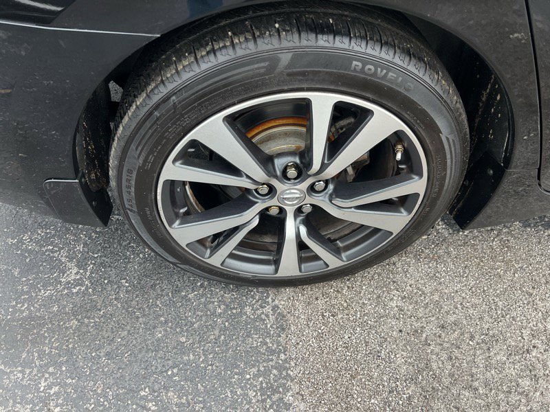 Used 2017 Nissan Maxima 3.5 SV image 24