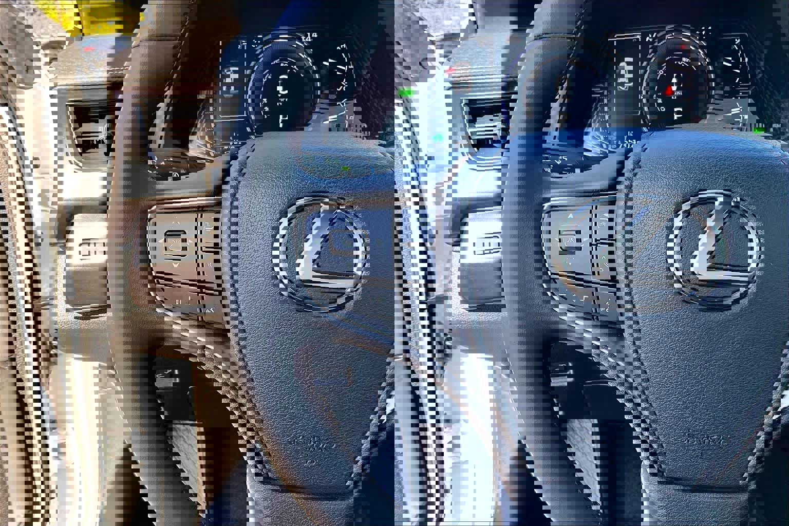 Used 2024 Lexus UX 250h FWD image 22