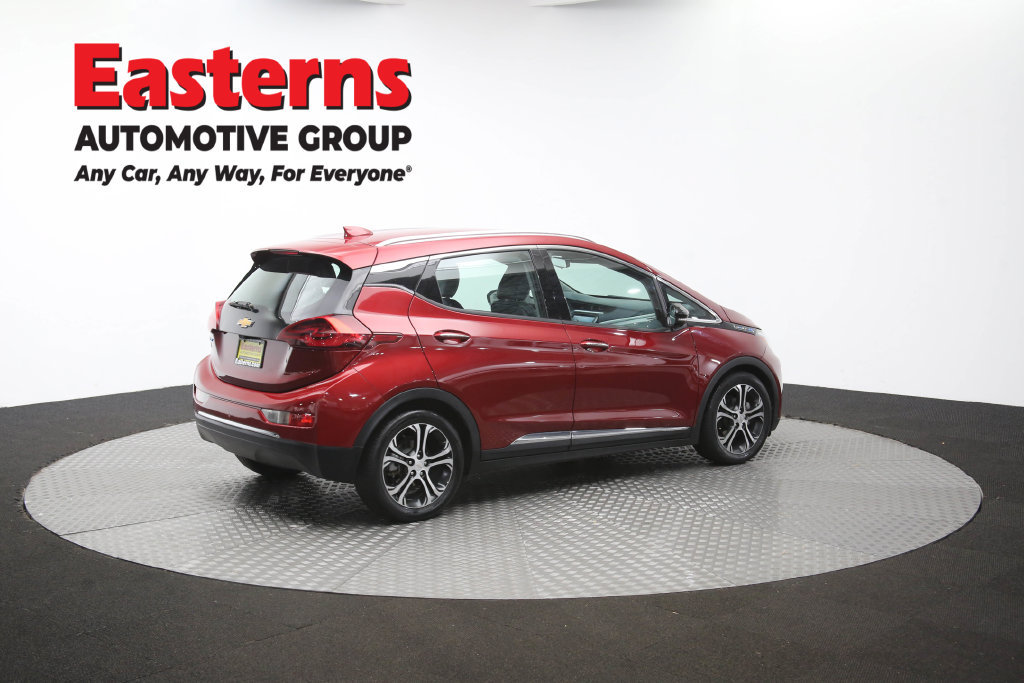 Used 2018 Chevrolet Bolt Premier w/ Driver Confidence II Package FWD image 43