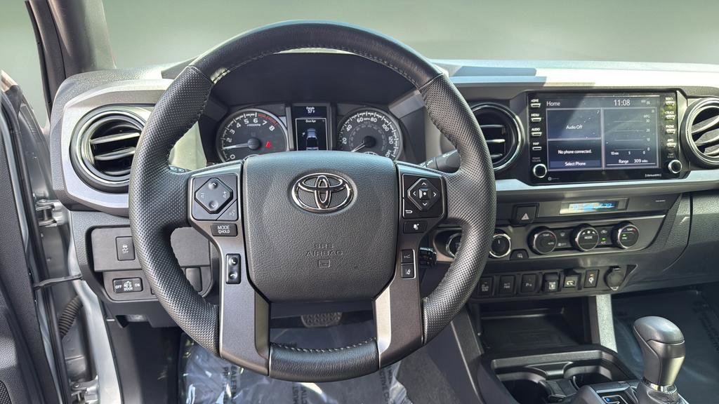Used 2023 Toyota Tacoma TRD Sport w/ Technology Package AWD/4WD image 19