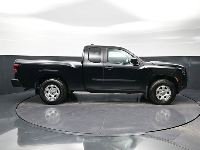 Used 2025 Nissan Frontier S w/ S Utility Package image 4