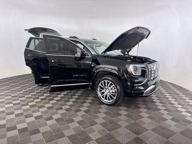 Used 2026 GMC Terrain Denali AWD/4WD image 15