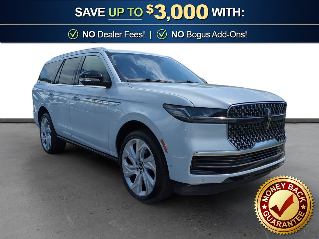 Certified 2025 Lincoln Navigator Reserve AWD/4WD image 10