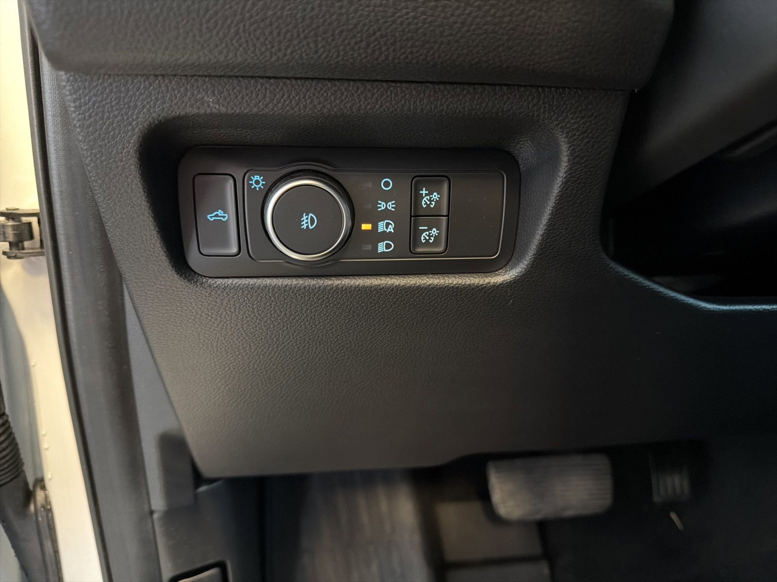 Used 2024 Ford Ranger Lariat w/ FX4 Off-Road Package image 14