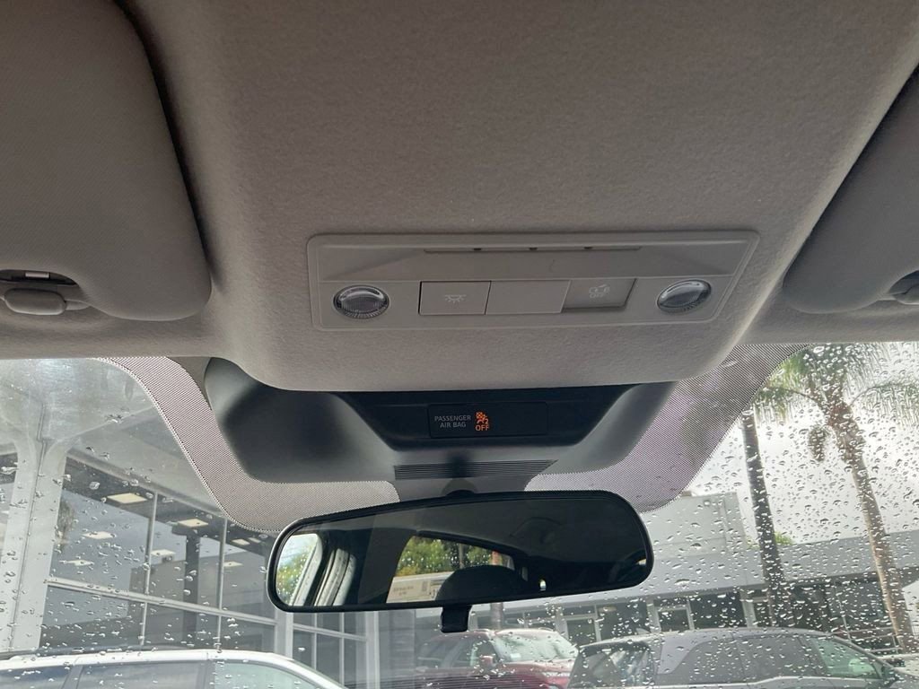 New 2026 Nissan Kicks SV image 24