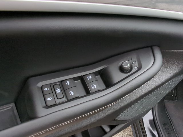 New 2026 Jeep Grand Cherokee Altitude AWD/4WD image 13