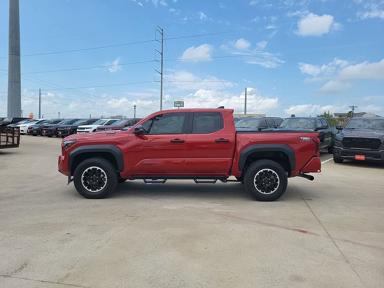 Used 2025 Toyota Tacoma TRD Off-Road w/ TRD Off Road Upgrade Package AWD/4WD image 11