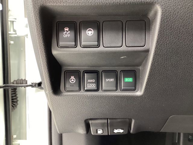 Used 2022 Nissan Rogue Sport SL image 13