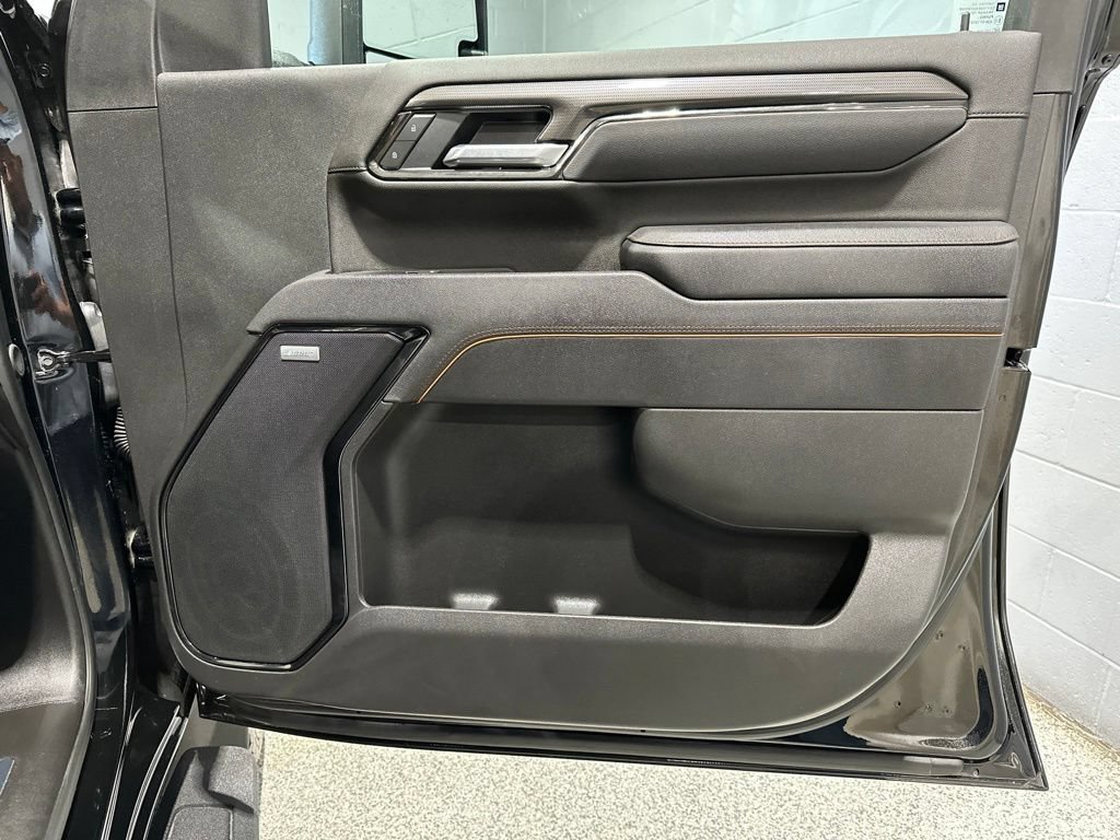 Certified 2025 GMC Sierra 2500 AT4 w/ AT4 Premium Plus Package AWD/4WD image 17