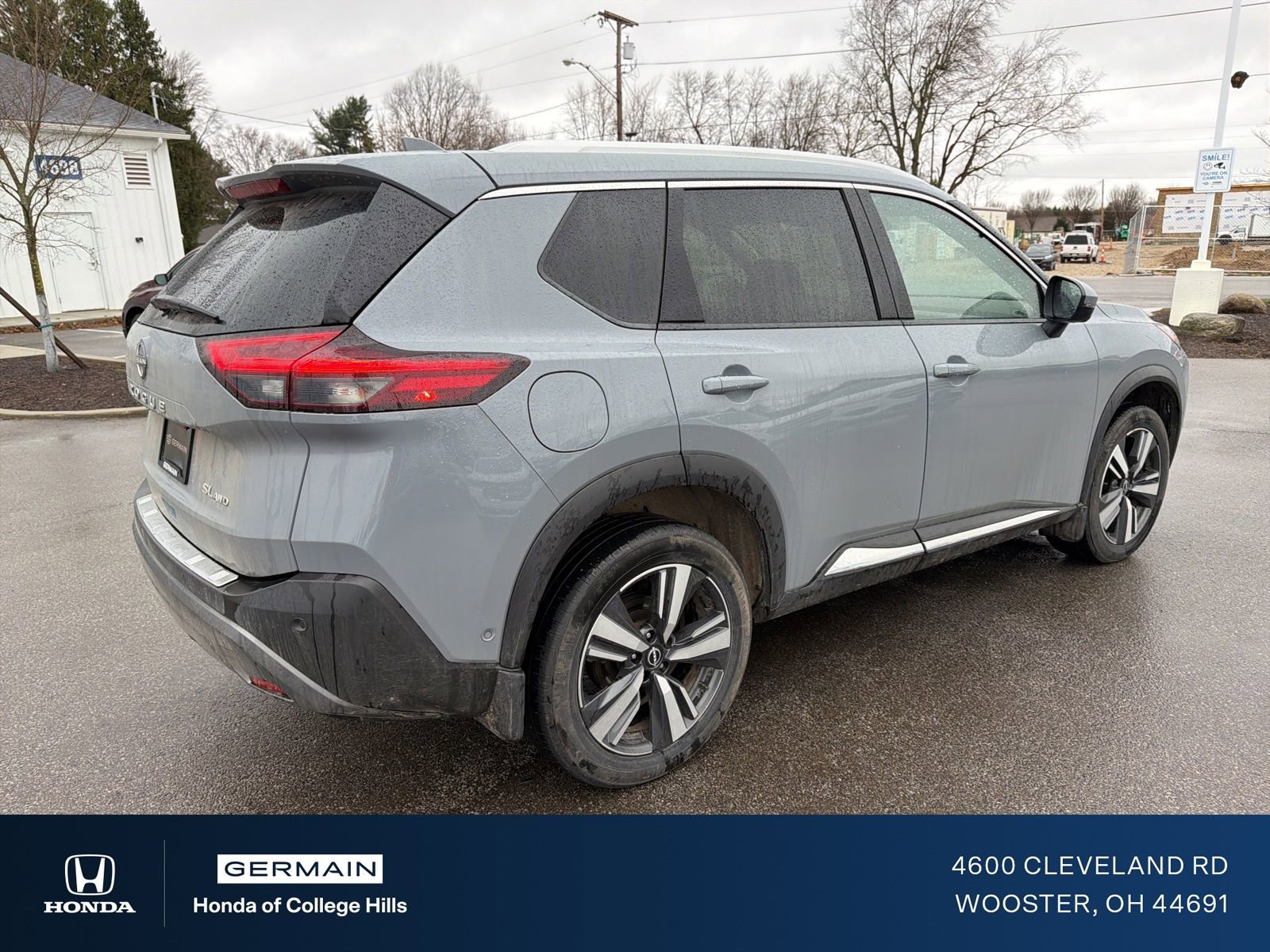 Used 2023 Nissan Rogue SL w/ SL Premium Package image 6