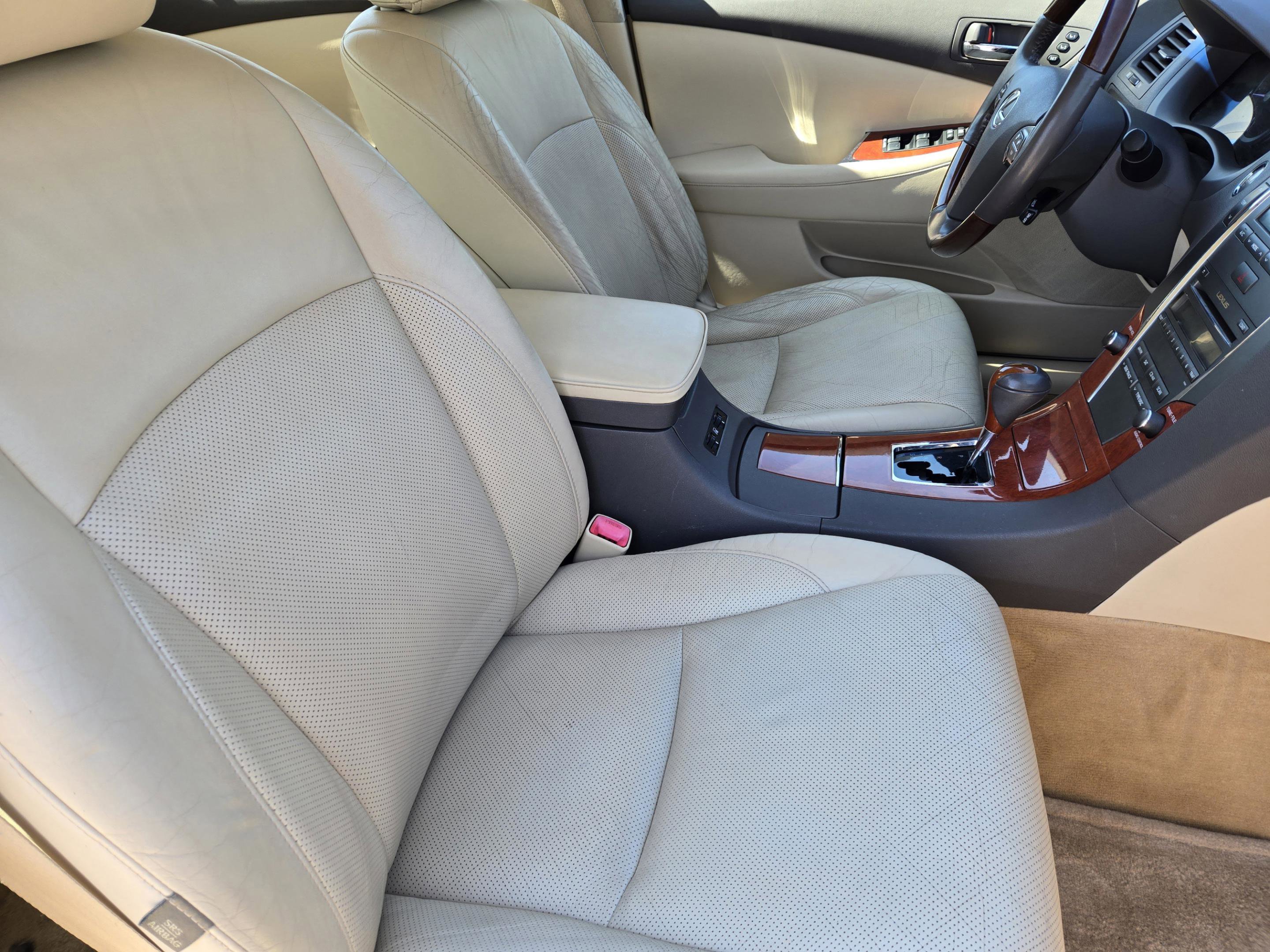 Used 2011 Lexus ES 350 FWD image 10