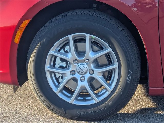 New 2026 Chrysler Pacifica Select image 9