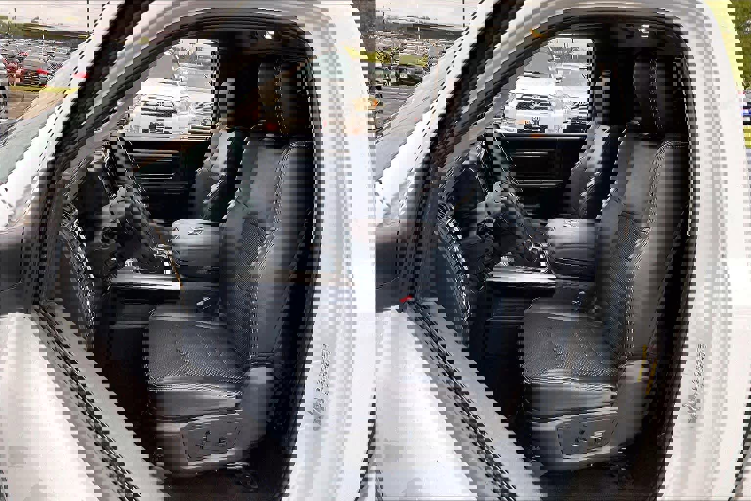 Used 2018 RAM 1500 Sport image 6