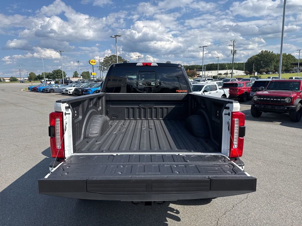New 2025 Ford F250 Lariat w/ Lariat Ultimate Package image 5