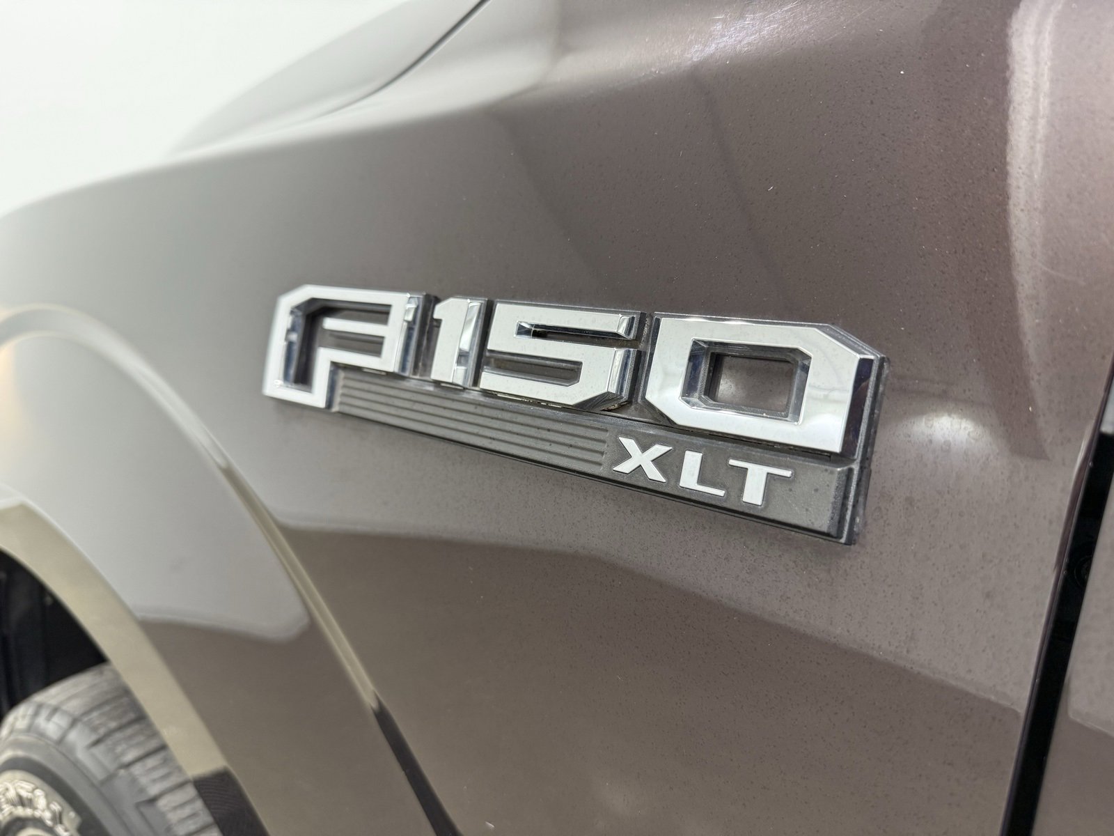 Used 2018 Ford F150 XLT w/ Equipment Group 302A Luxury image 6