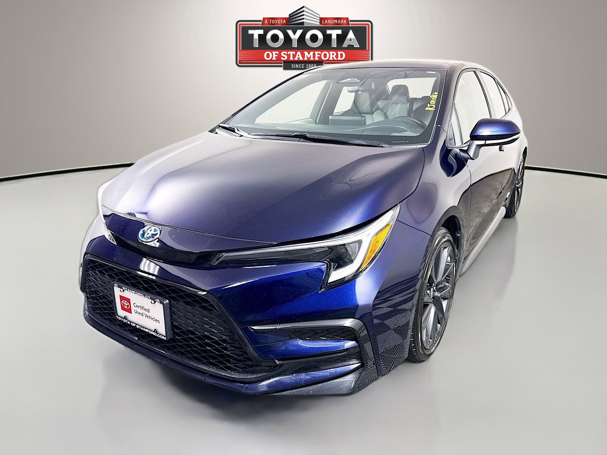 Certified 2024 Toyota Corolla SE image 3