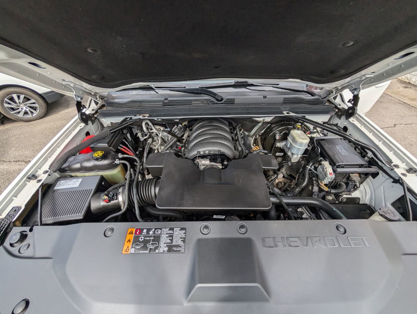 Used 2020 Chevrolet Suburban LT AWD/4WD image 10
