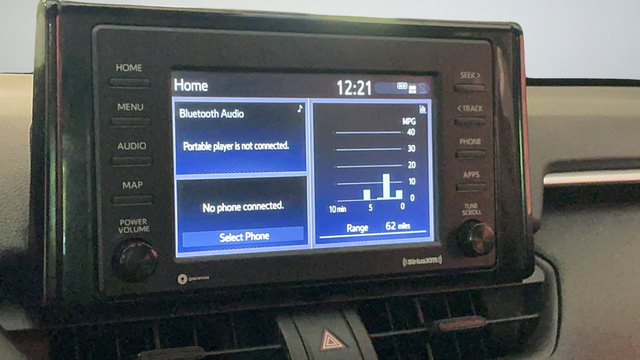 Used 2020 Toyota RAV4 XLE FWD image 15