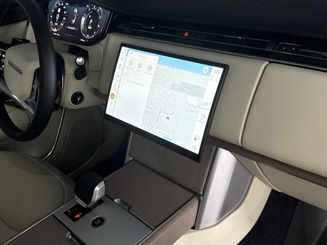 Used 2026 Land Rover Range Rover SE AWD/4WD image 39