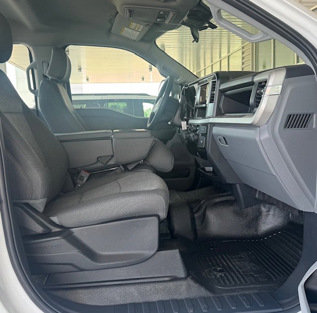 New 2026 Ford F250 XL w/ XL Off-Road Package image 7
