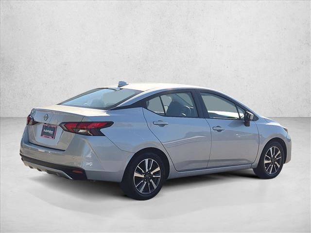 Used 2025 Nissan Versa SV FWD image 5
