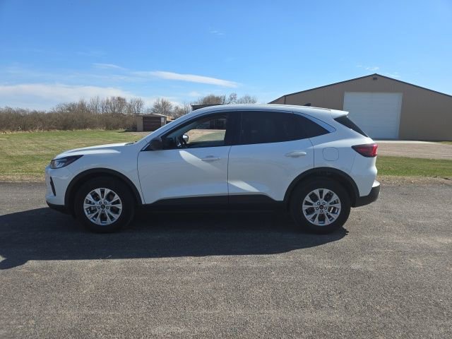 Used 2023 Ford Escape Active image 3